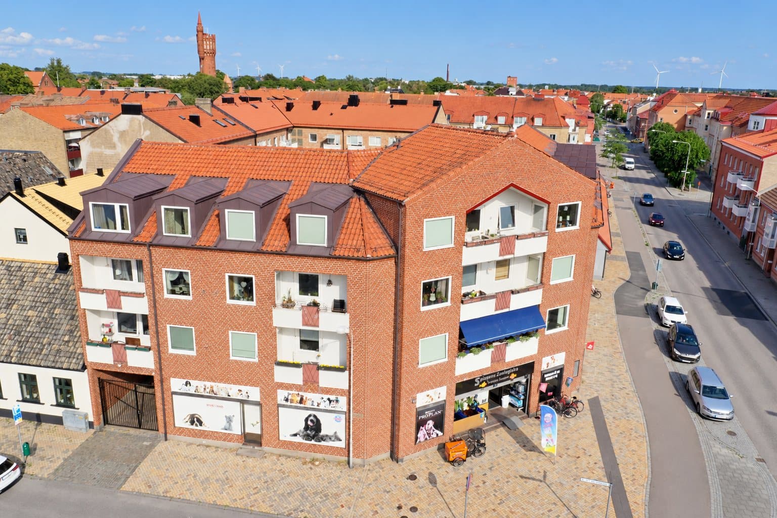 Stora Norregatan 142–144 och Föreningsgatan 41, Citadellstaden, drönarbild