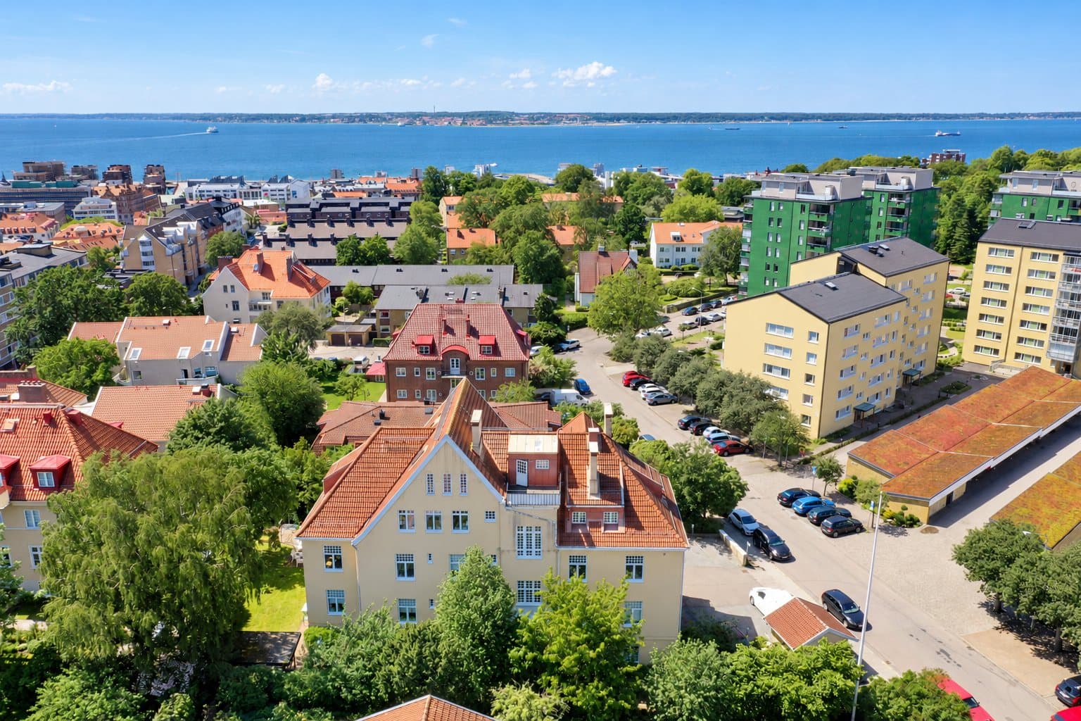 Norra Vallgatan 39, Slottshöjden, drönarbild