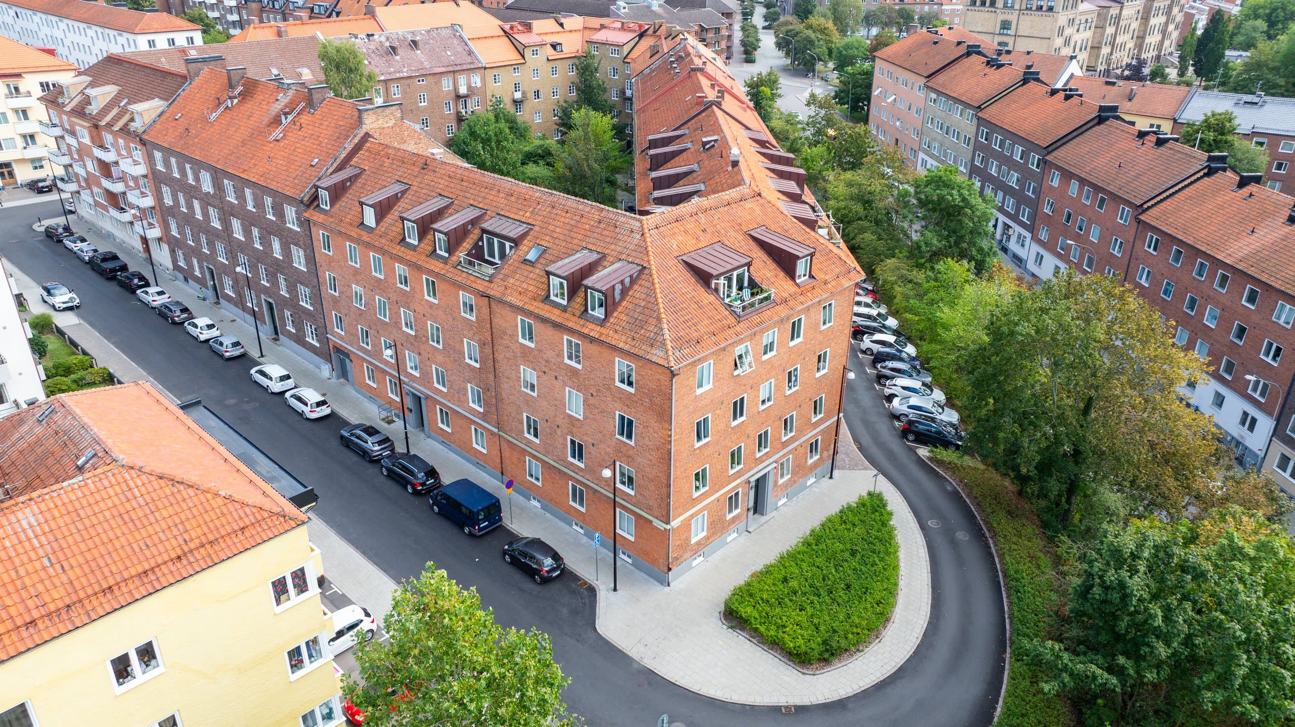 Låsbart förråd i källare